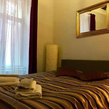 Brno Center Whirlpool Apartment エクステリア 写真