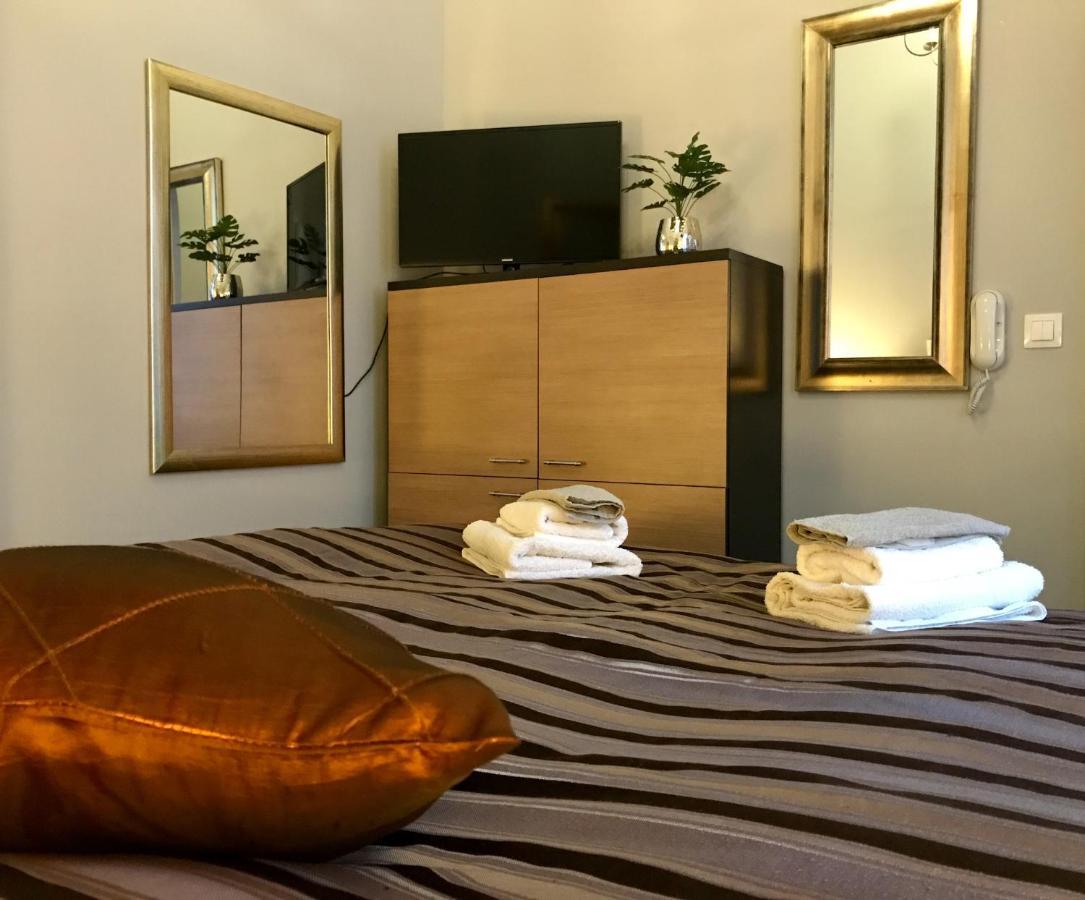 Brno Center Whirlpool Apartment エクステリア 写真