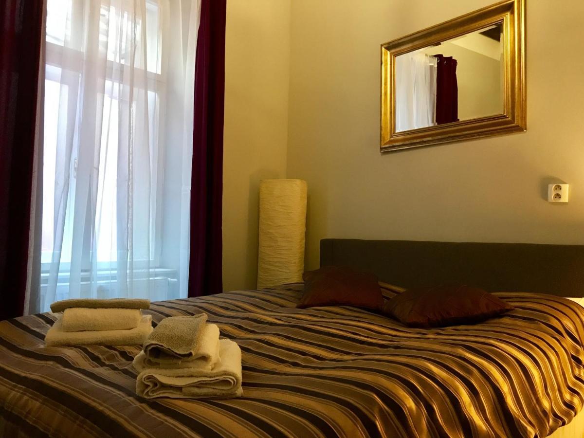 Brno Center Whirlpool Apartment エクステリア 写真